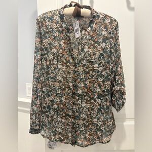 Brand new from KUT From The Cloth. Size medium.